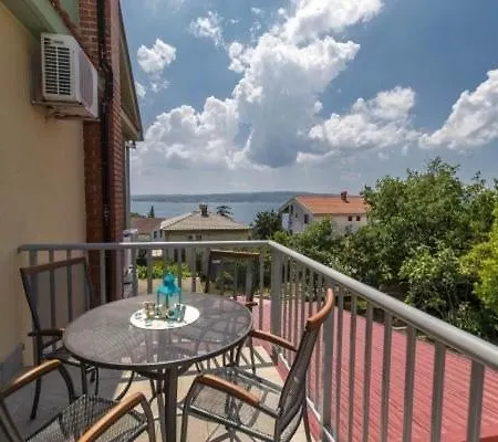 In With Sea View Balcony Air Conditioning Wi Fi Apartman Crikvenica